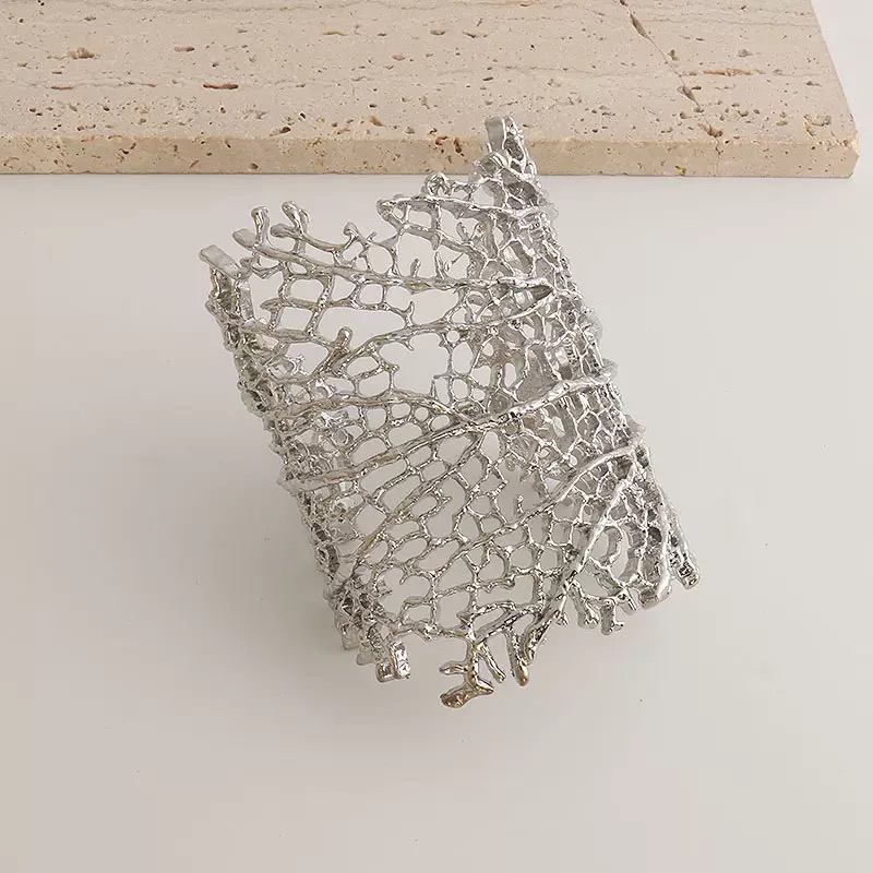 AYABA Leaf Cuff - Image 3