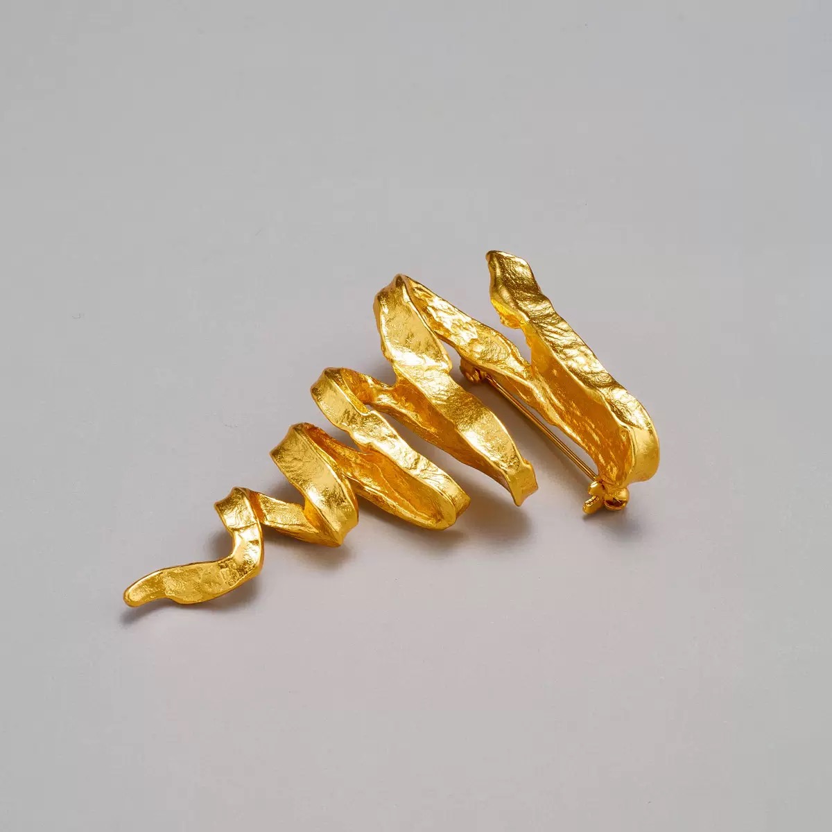 IMG_0770 ÒNÀ Brooch - Image 2