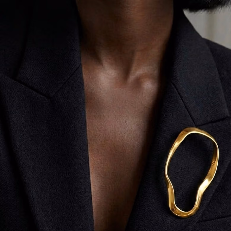 orÍ brooch